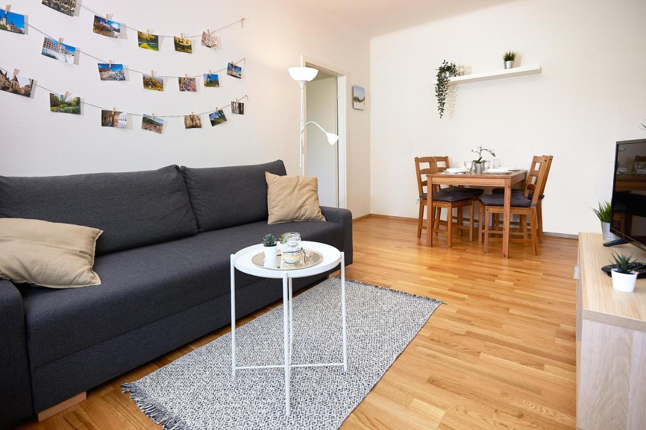 Gemuetliche Wohnung In Zentraler Lage กราซ ภายนอก รูปภาพ